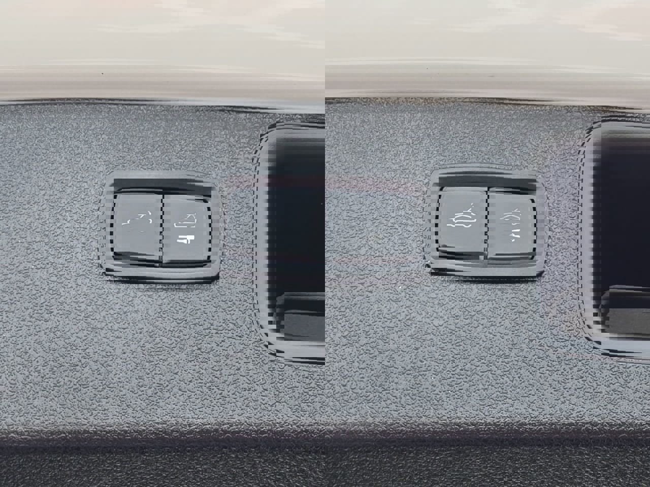 Used 2024 Porsche Macan image 33