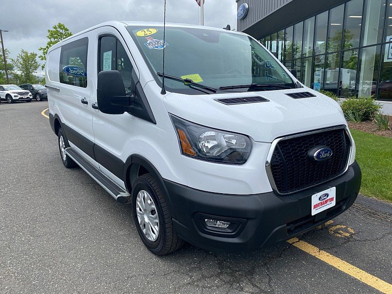 Used 2025 Ford Transit 250 Low Roof w/ Exterior Upgrade Package RWD image 3