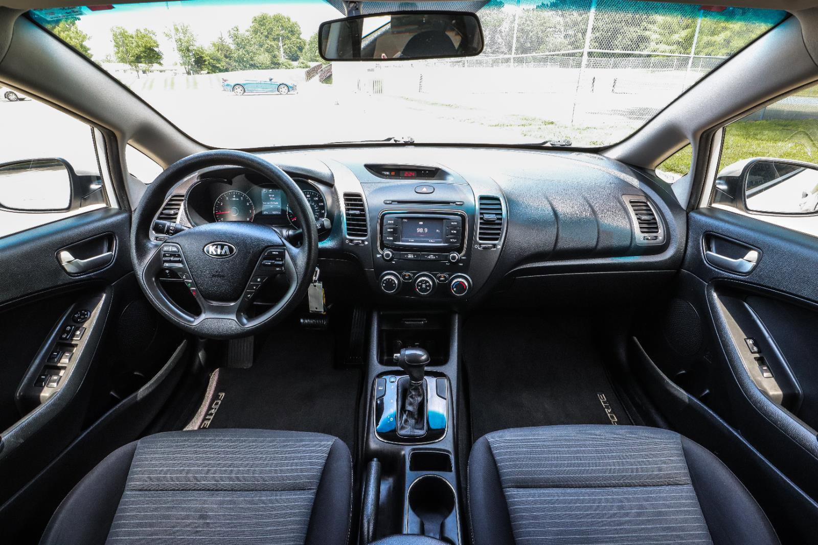 Used 2017 Kia Forte LX w/ LX Popular Package FWD image 2
