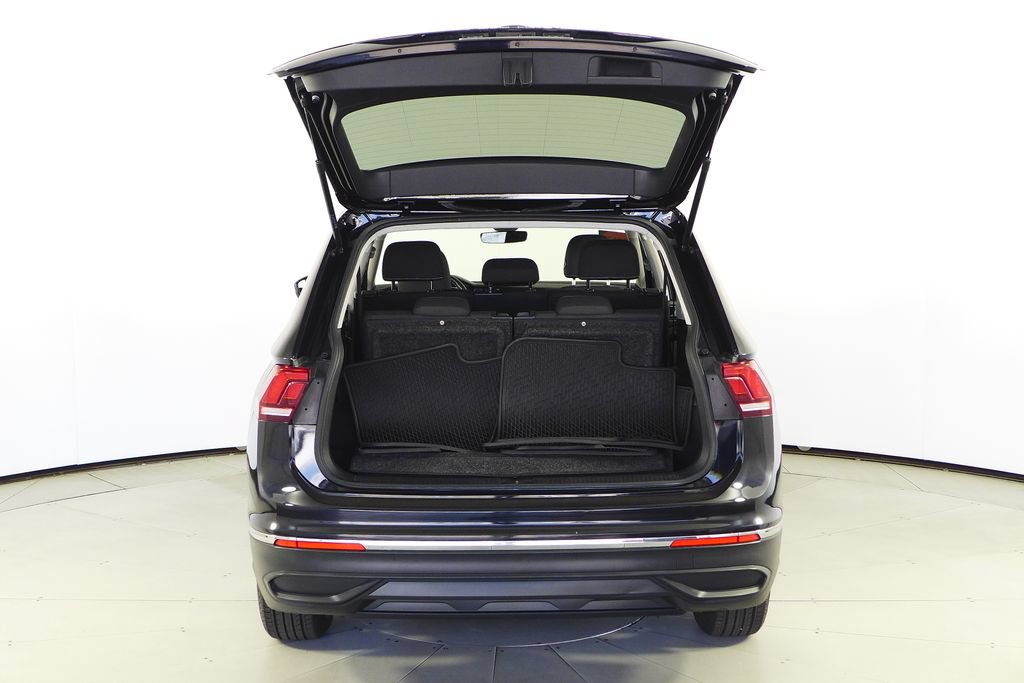 Used 2023 Volkswagen Tiguan S w/ Driver Assistance Package FWD image 10