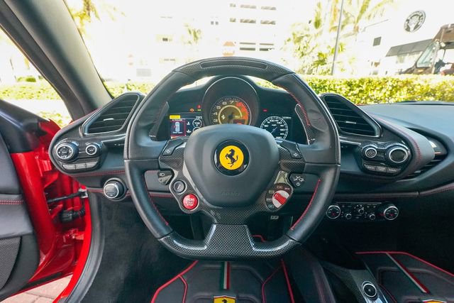 Used 2018 Ferrari 488 GTB image 62