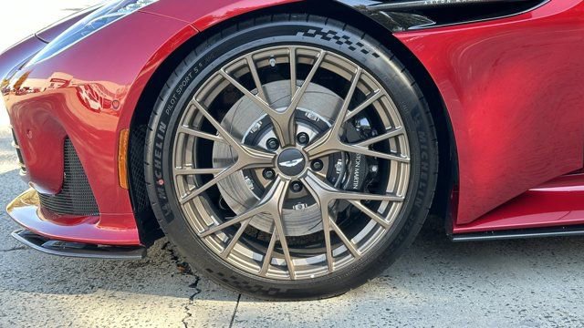 New 2025 Aston Martin DB12 Coupe image 4