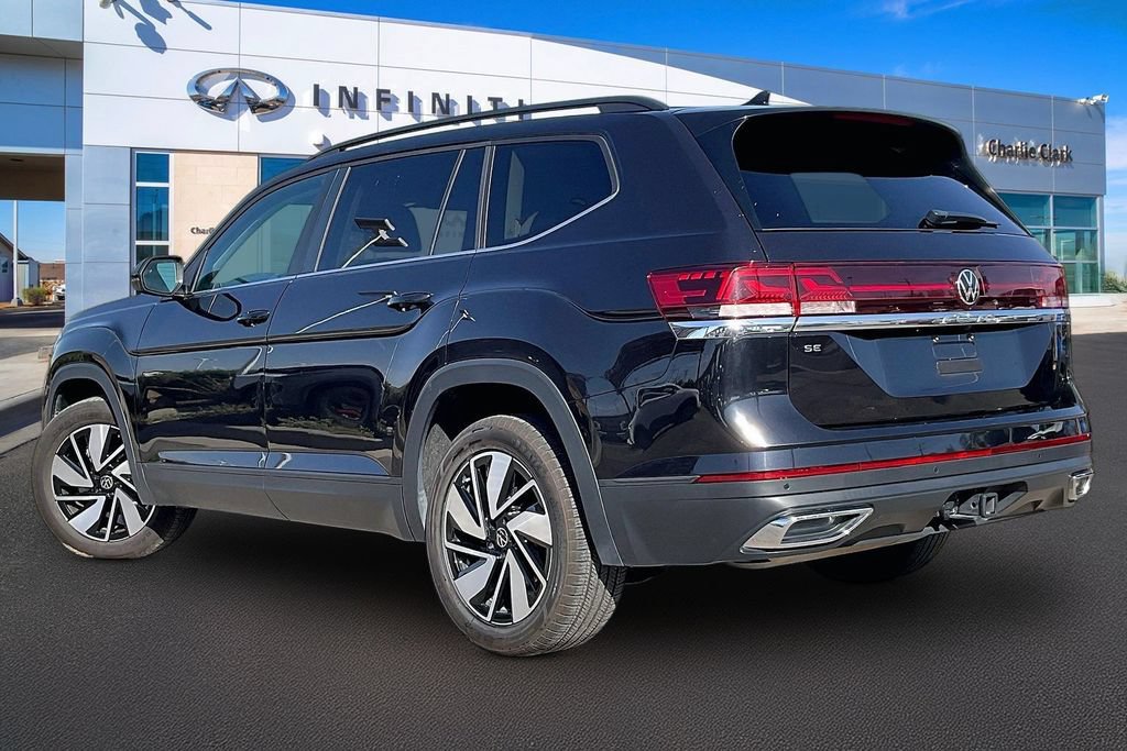 Used 2025 Volkswagen Atlas SE FWD image 13