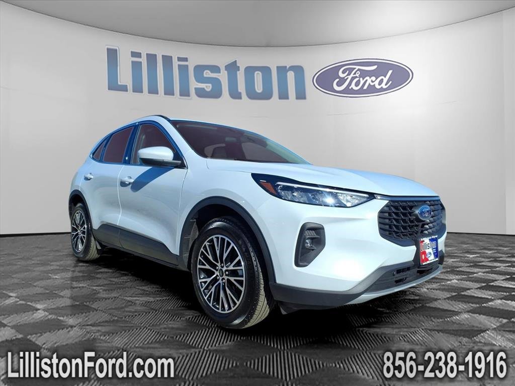 Used 2025 Ford Escape SE