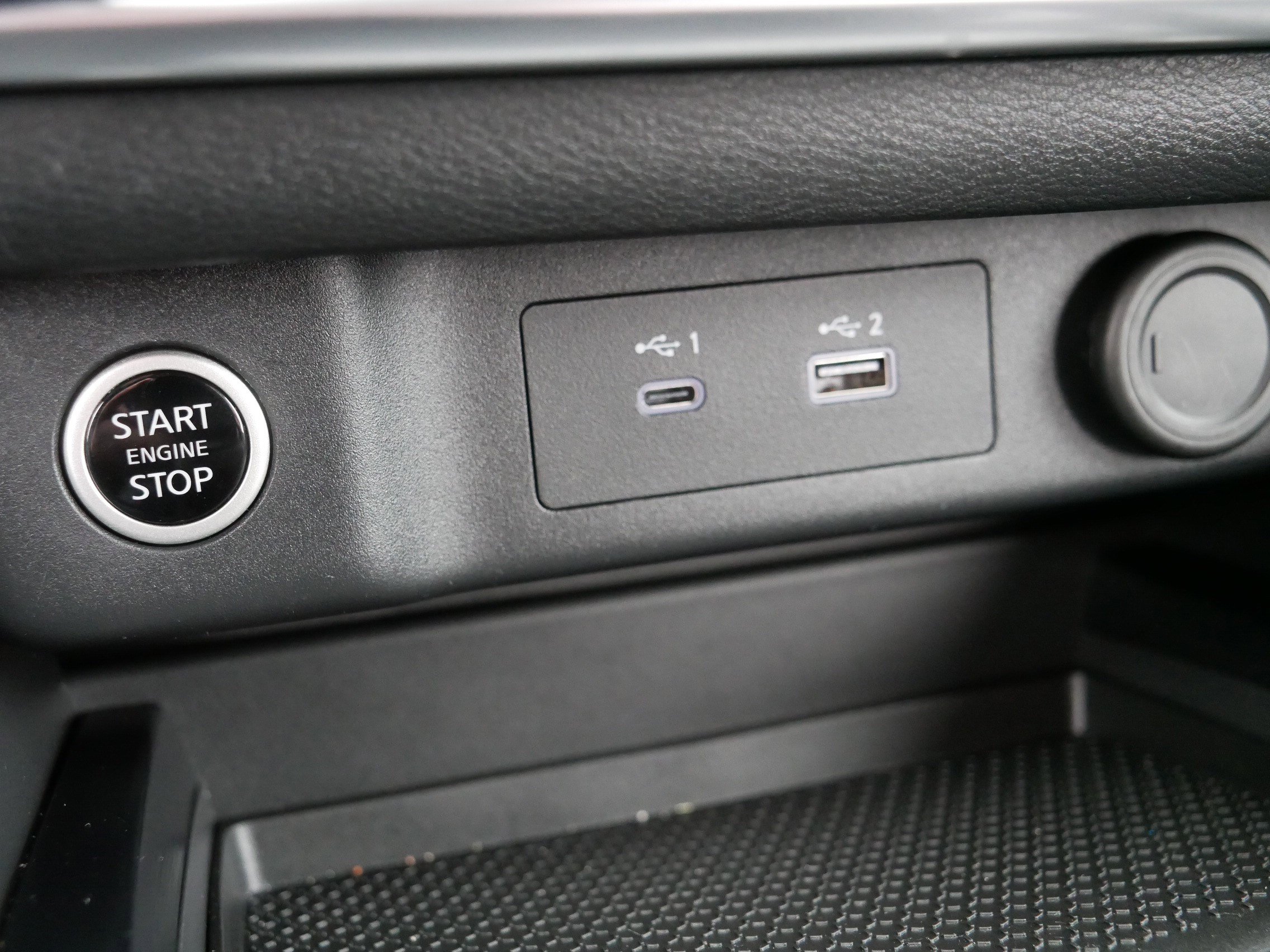 Certified 2023 Nissan Rogue SV AWD/4WD image 33