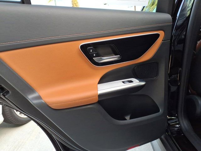 Certified 2024 Mercedes-Benz GLC 300 4MATIC image 17