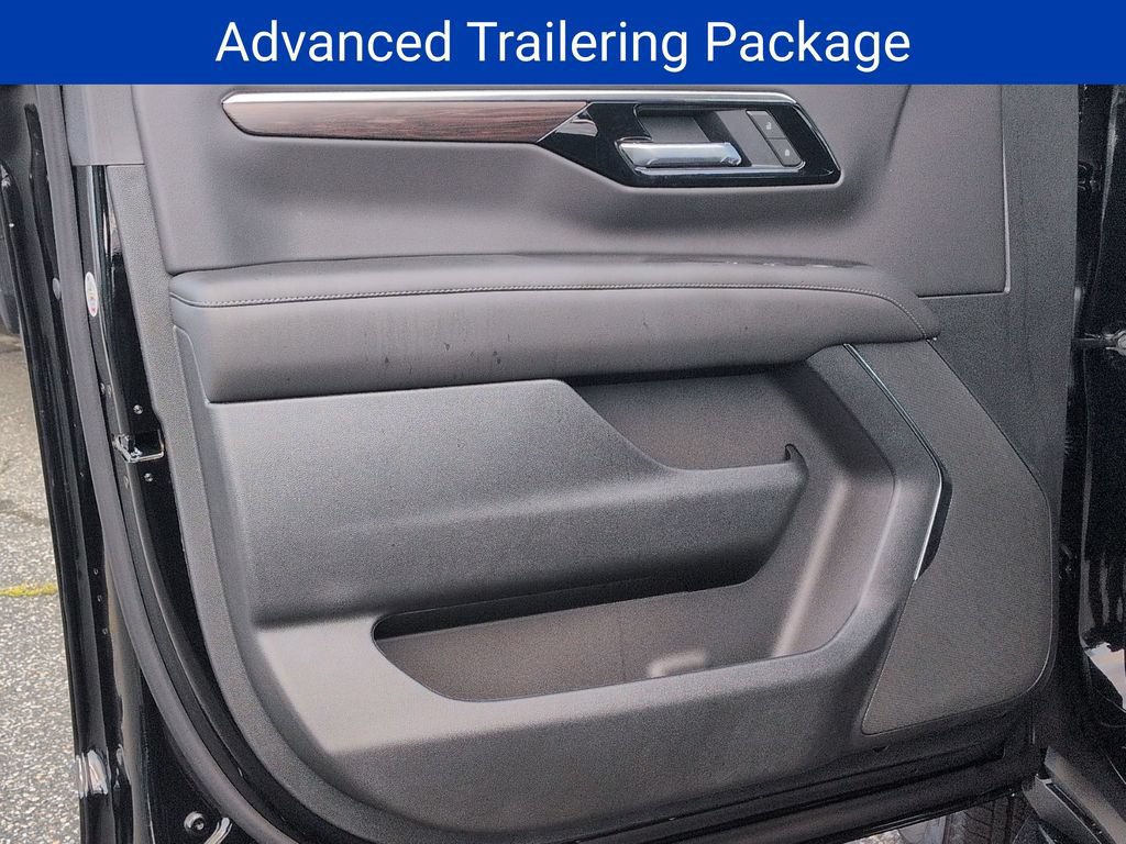 New 2026 Chevrolet Suburban LS AWD/4WD image 9