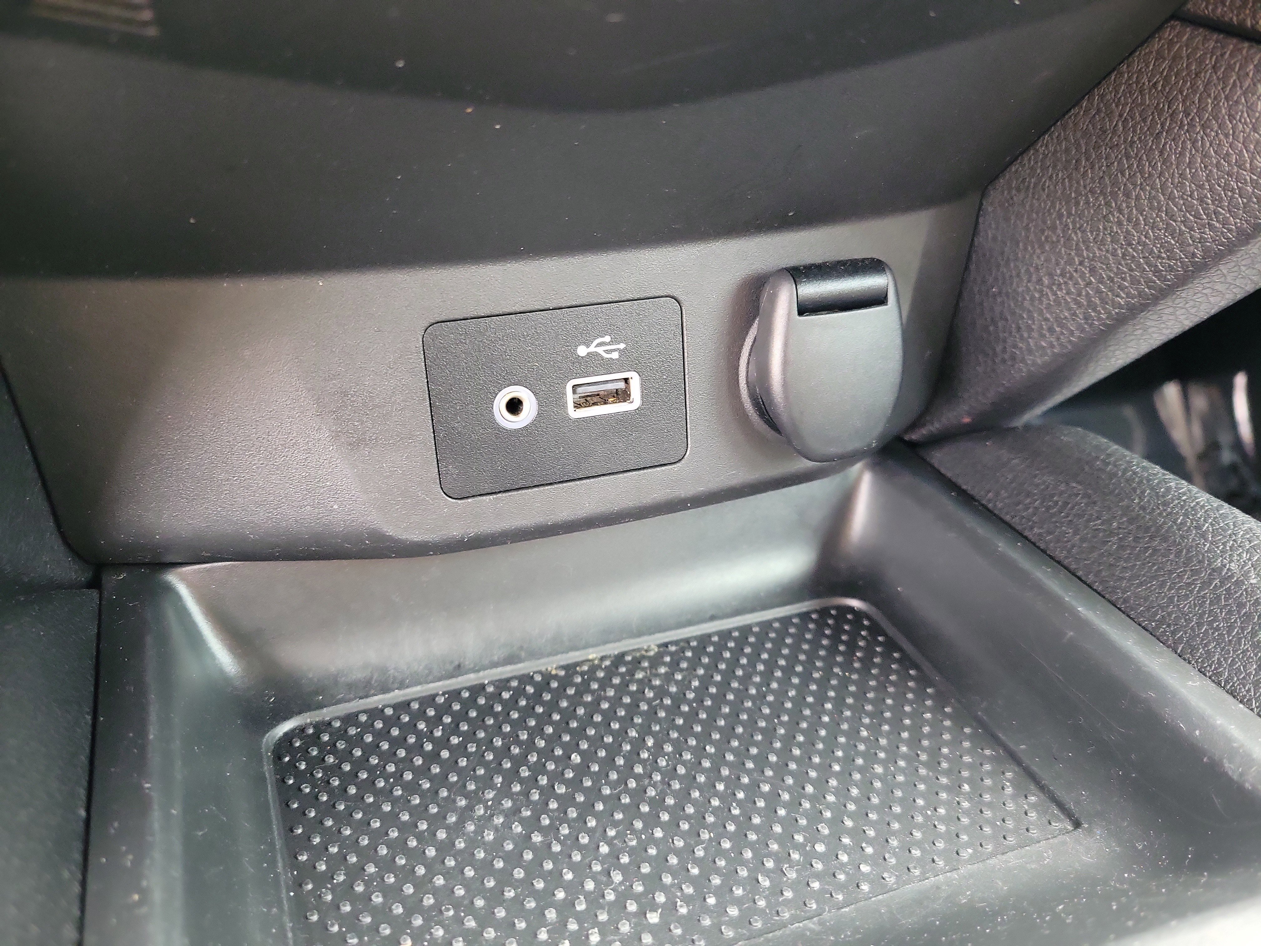 Used 2019 Nissan Rogue Sport SV image 31