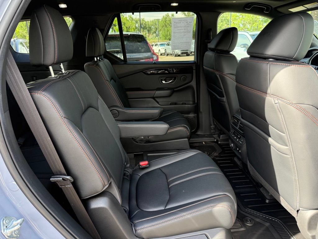 Certified 2026 Honda Pilot TrailSport image 21