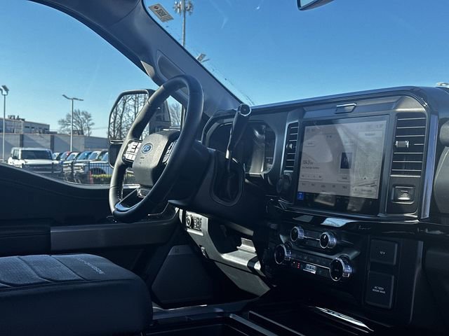 Used 2026 Ford F250 Lariat w/ Black Appearance Package image 33