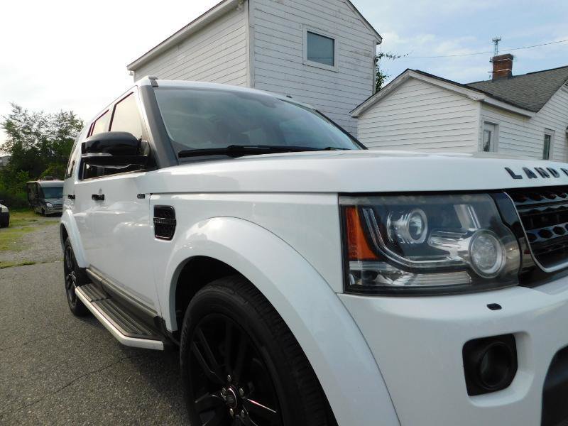 Used 2016 Land Rover LR4 HSE AWD/4WD image 14