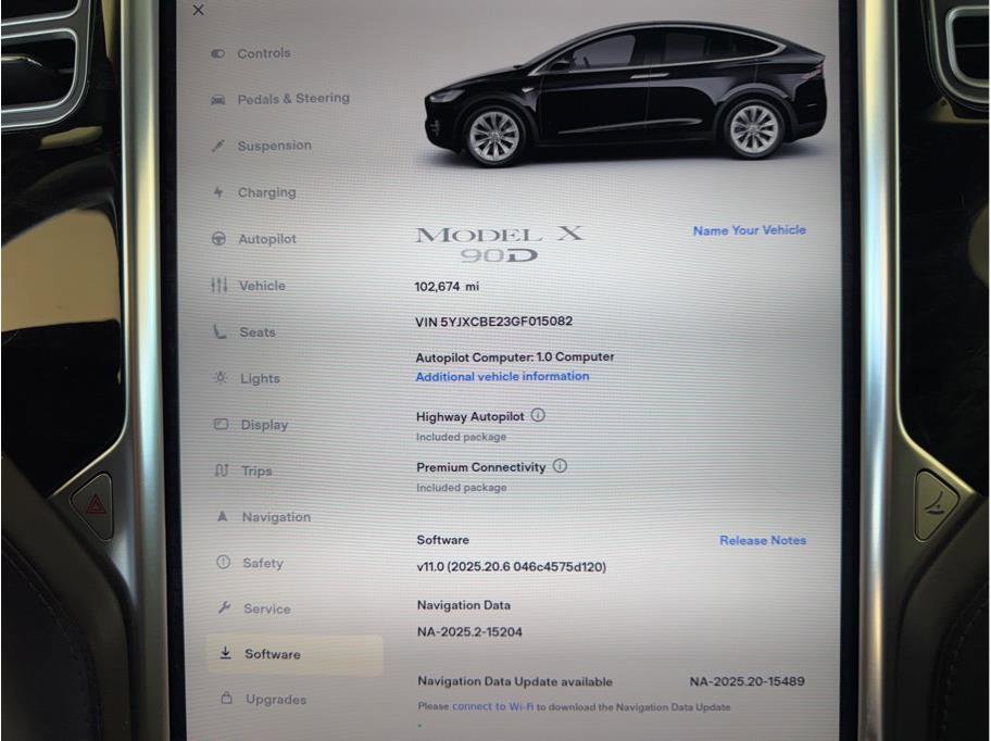 Used 2016 Tesla Model X 90D image 21
