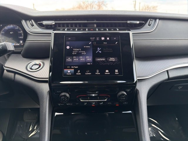 Used 2024 Jeep Grand Cherokee L Laredo w/ Trailer Tow Package image 25