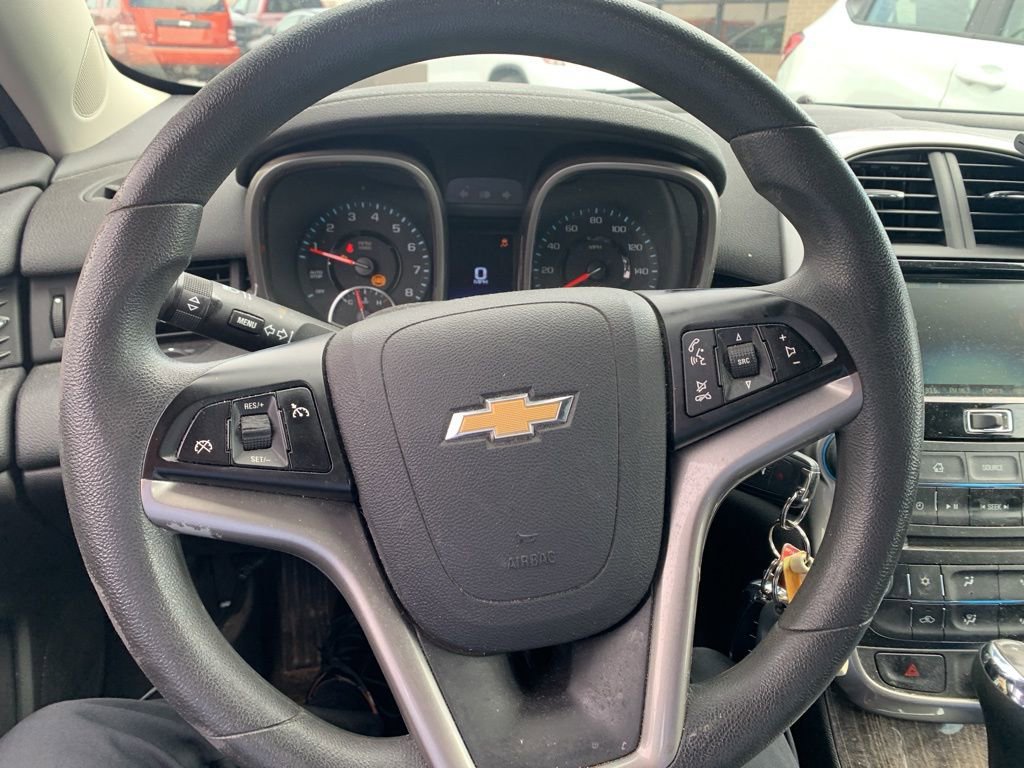 Used 2014 Chevrolet Malibu LT image 12