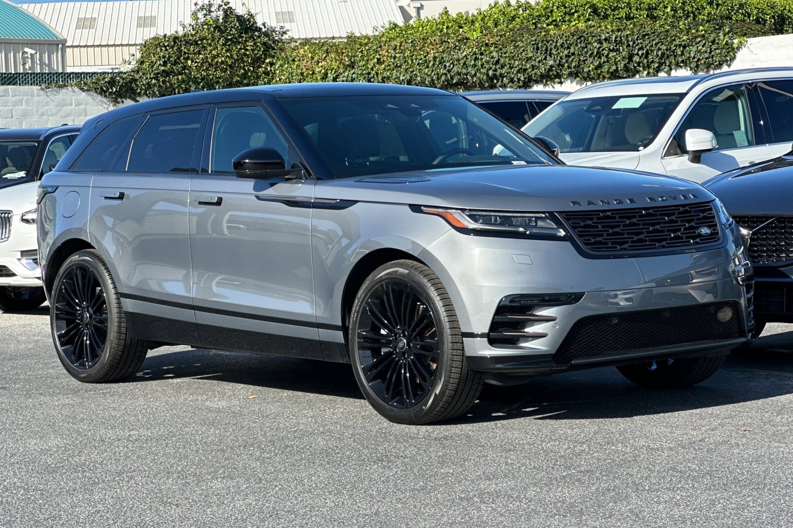 New 2024 Land Rover Range Rover Velar Dynamic HSE image 7