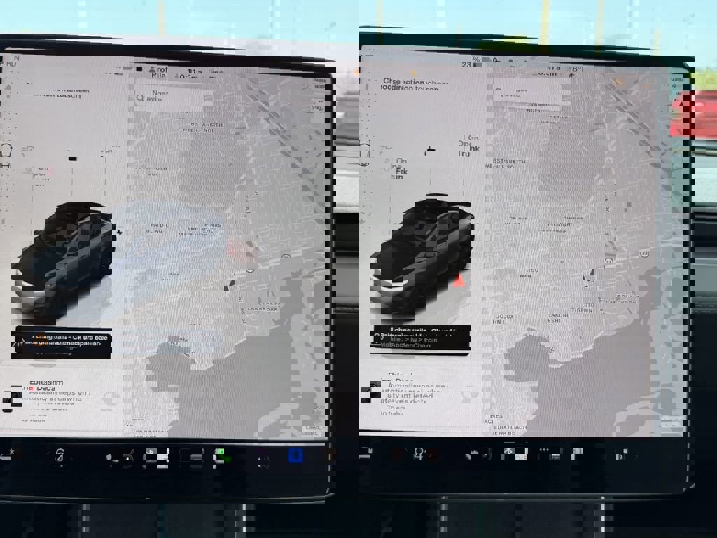 Used 2026 Tesla Model Y Long Range AWD/4WD image 24