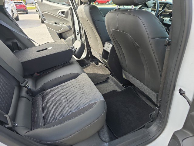 Used 2024 Chevrolet Trax LT w/ Driver Confidence Package image 38