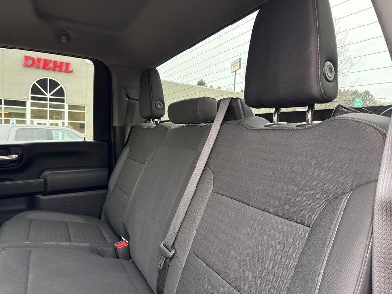 Used 2024 Chevrolet Silverado 2500 Custom w/ Custom Value Package image 18