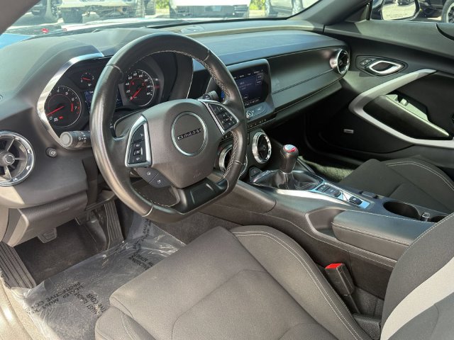 Used 2022 Chevrolet Camaro LT w/ Technology Package RWD image 14