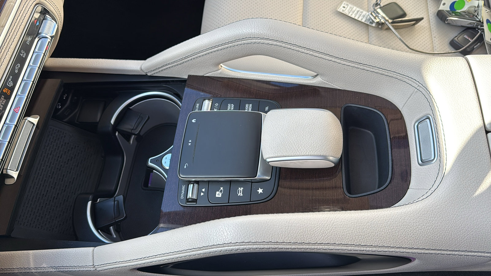 Used 2023 Mercedes-Benz GLE 450 4MATIC image 21