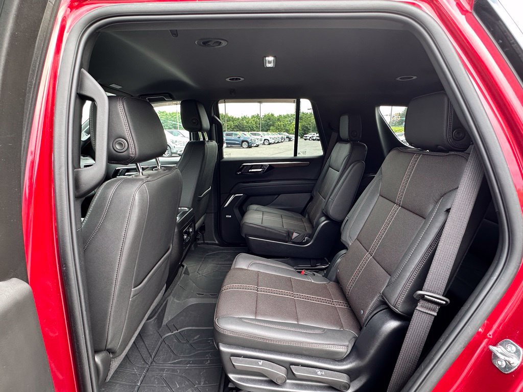 Certified 2025 Chevrolet Tahoe High Country AWD/4WD image 25