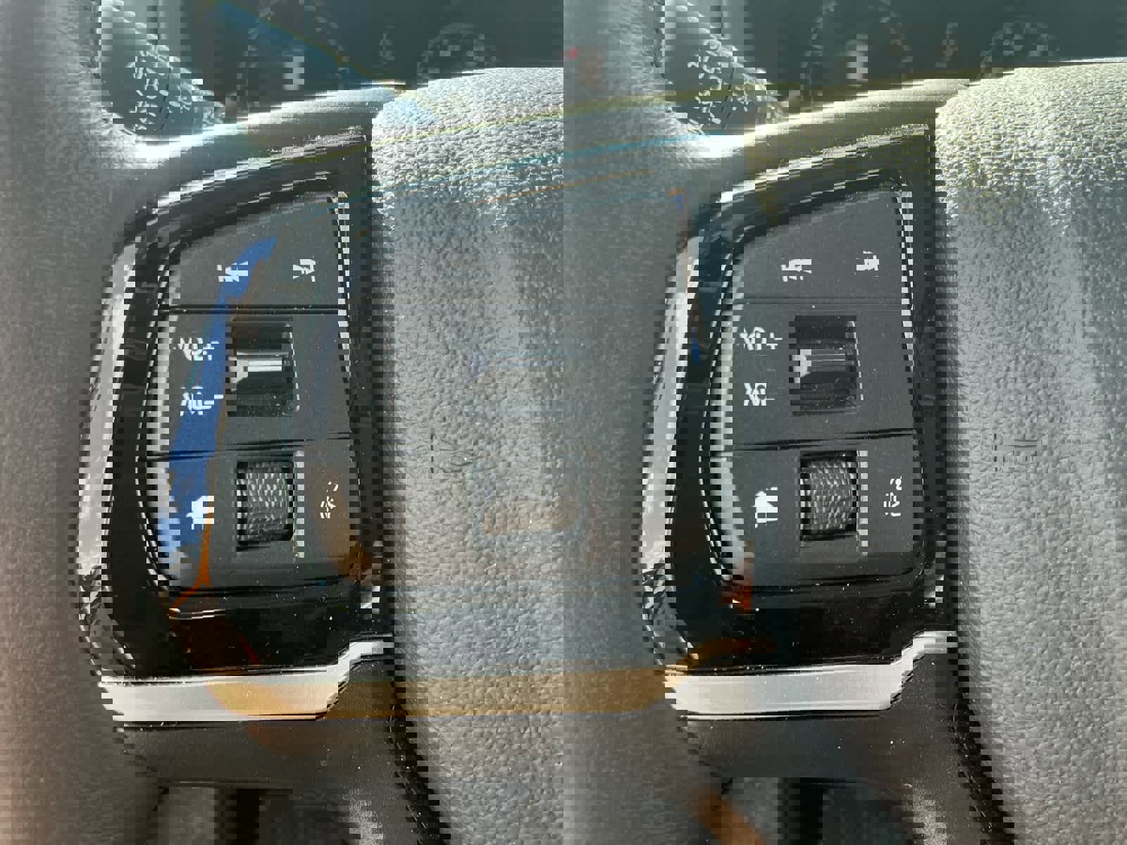 Used 2025 Honda Odyssey Elite image 20