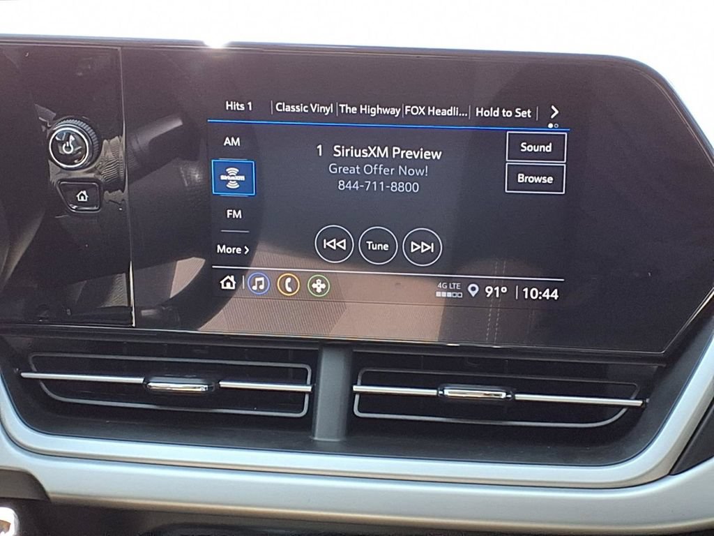 Used 2026 Chevrolet Trax LS w/ LS Convenience Package FWD image 15