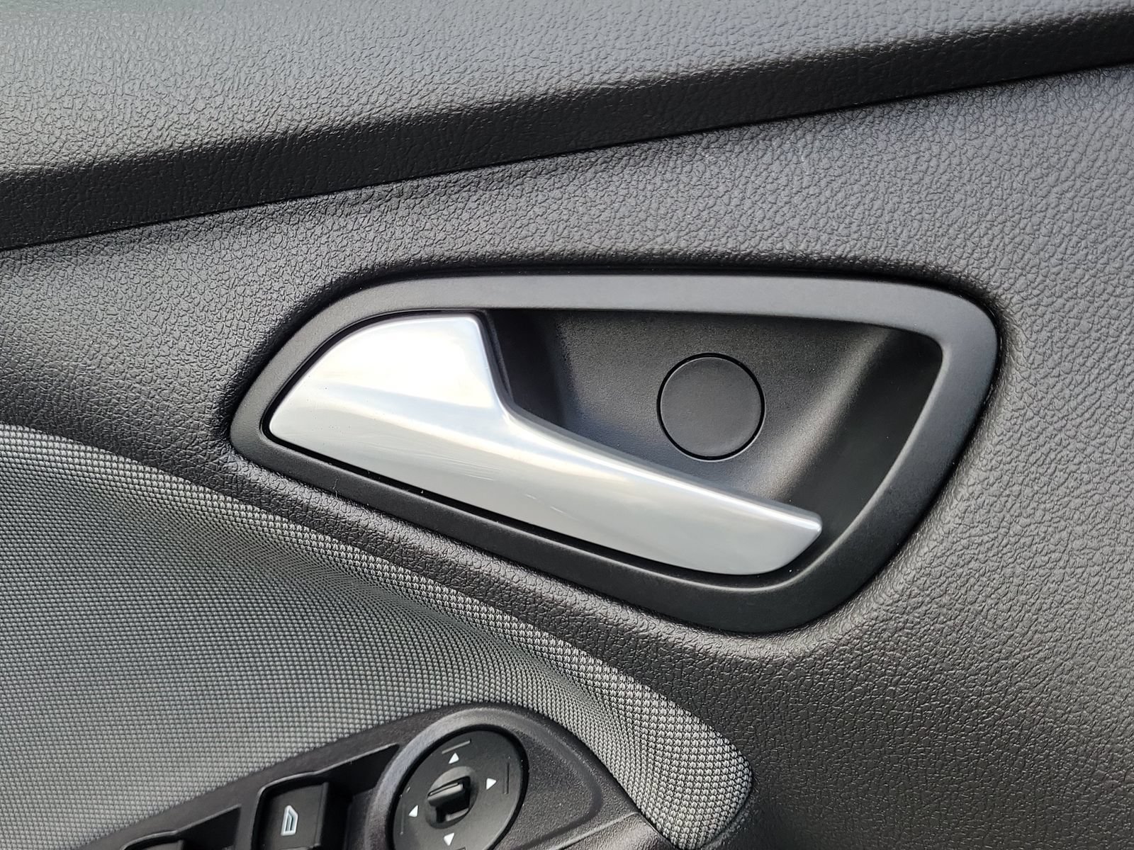 Used 2013 Ford Focus SE FWD image 16