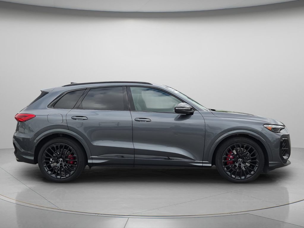 Certified 2025 Audi SQ5 Premium Plus AWD/4WD image 9