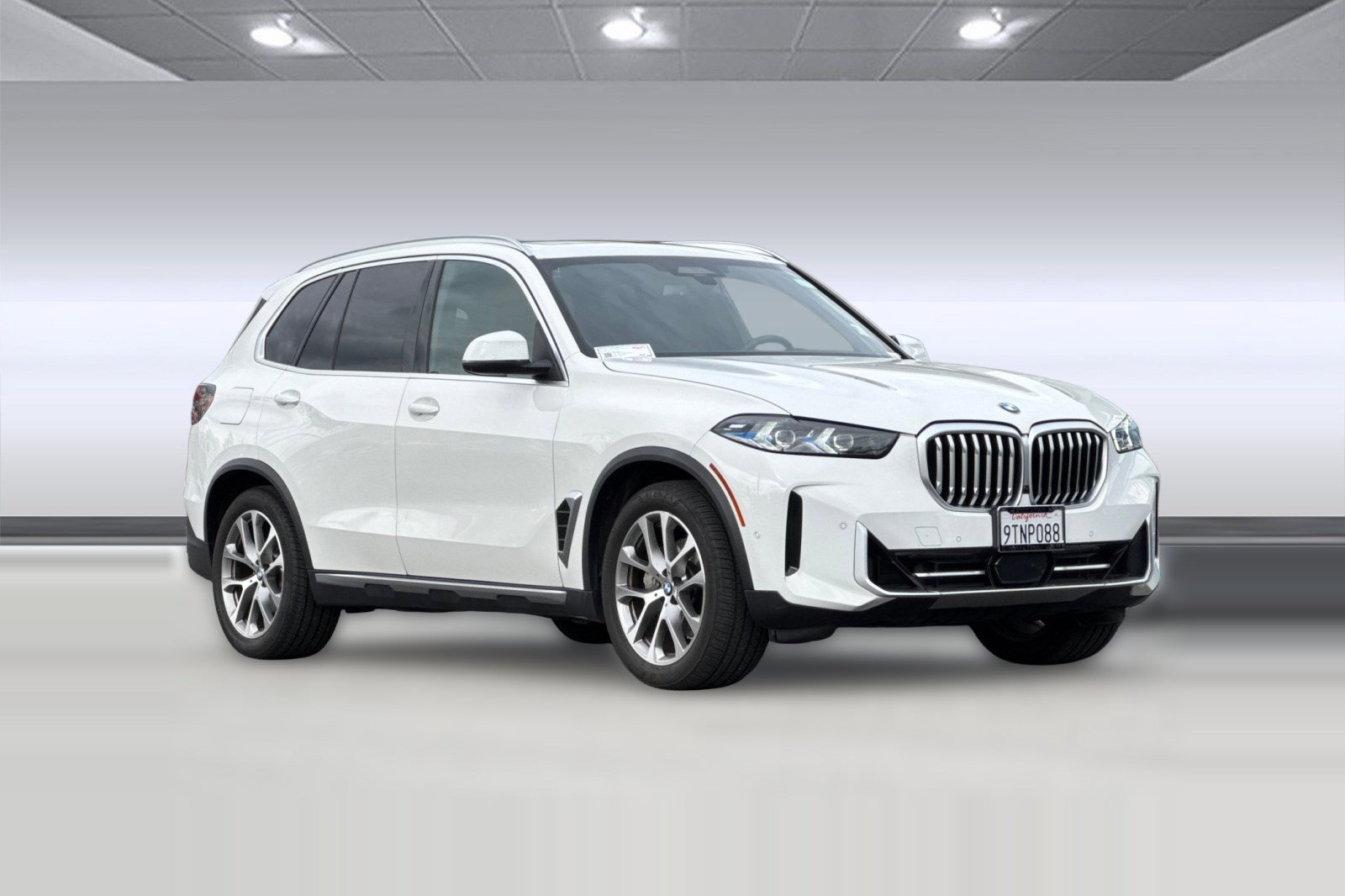 Used 2025 BMW X5 xDrive40i image 6