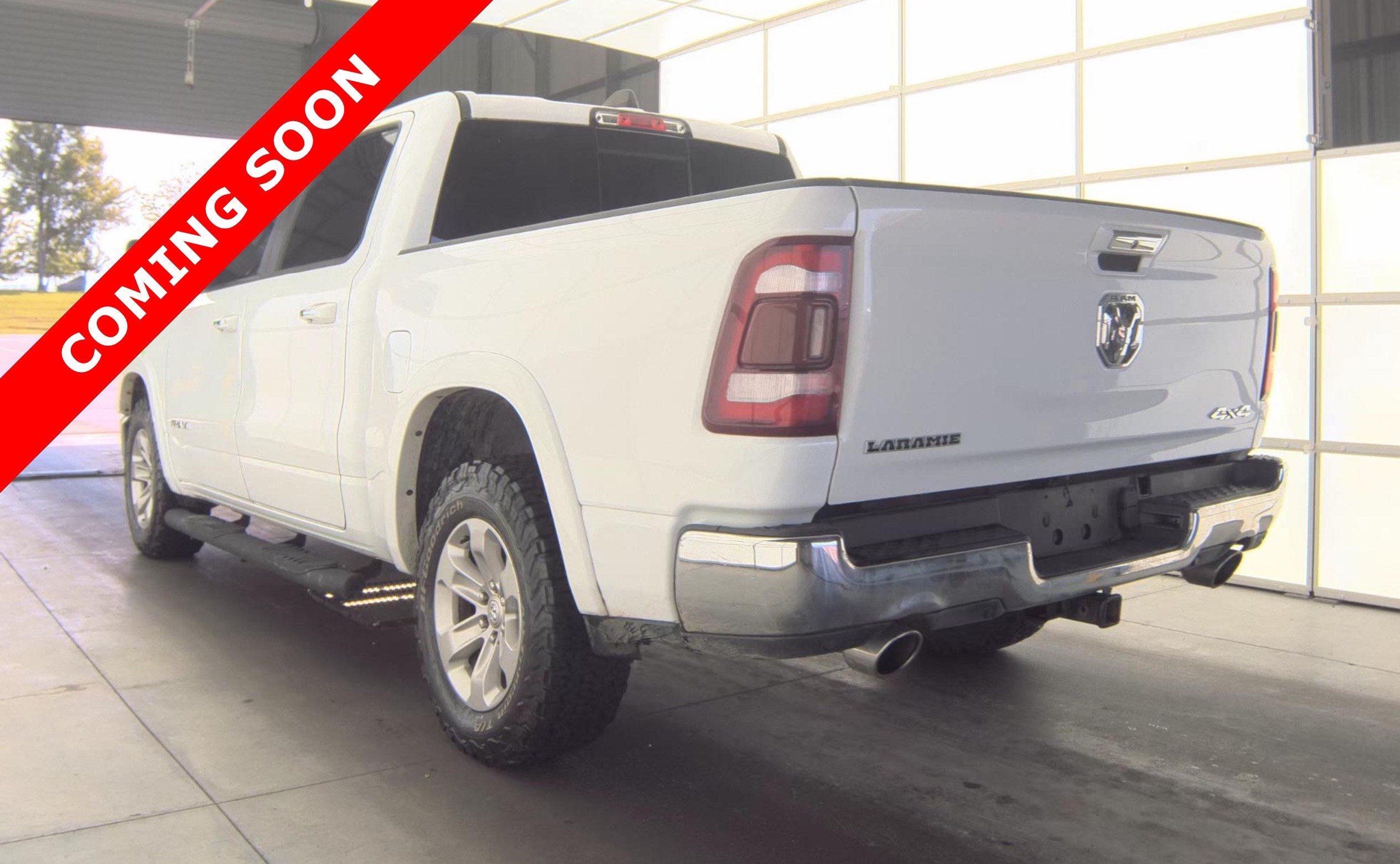 Used 2022 RAM 1500 Laramie AWD/4WD image 4