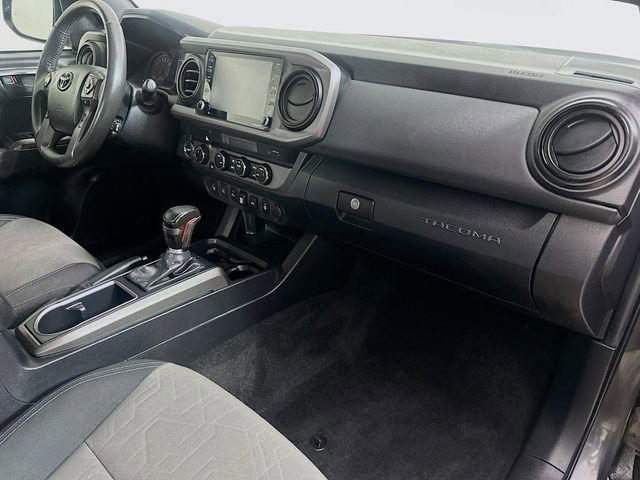 Used 2022 Toyota Tacoma TRD Off-Road w/ Technology Package AWD/4WD image 31