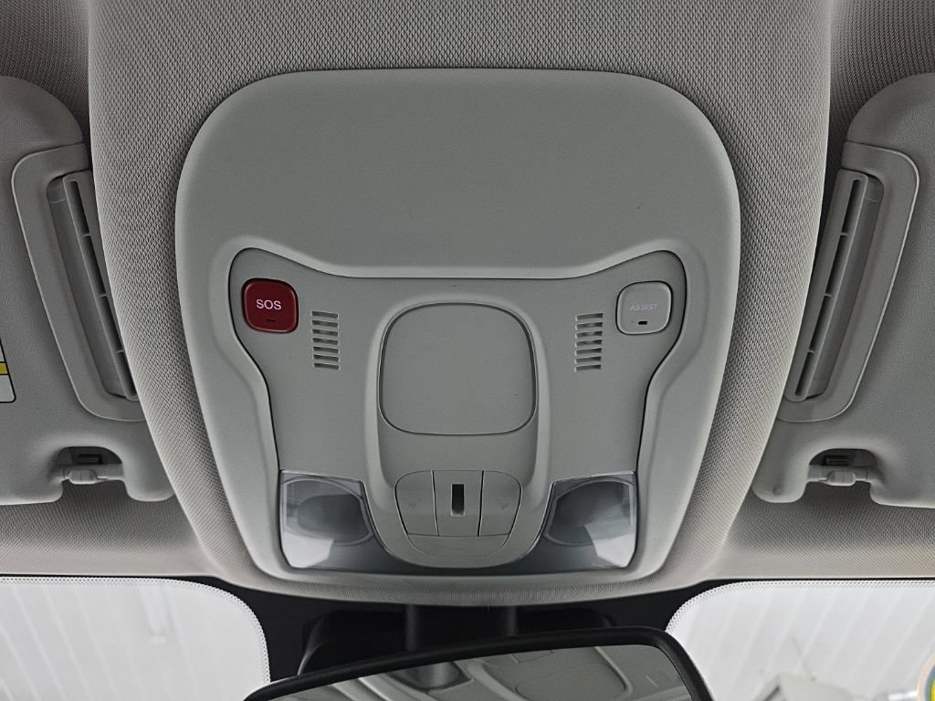 Used 2021 Jeep Renegade Latitude w/ Convenience Group AWD/4WD image 38