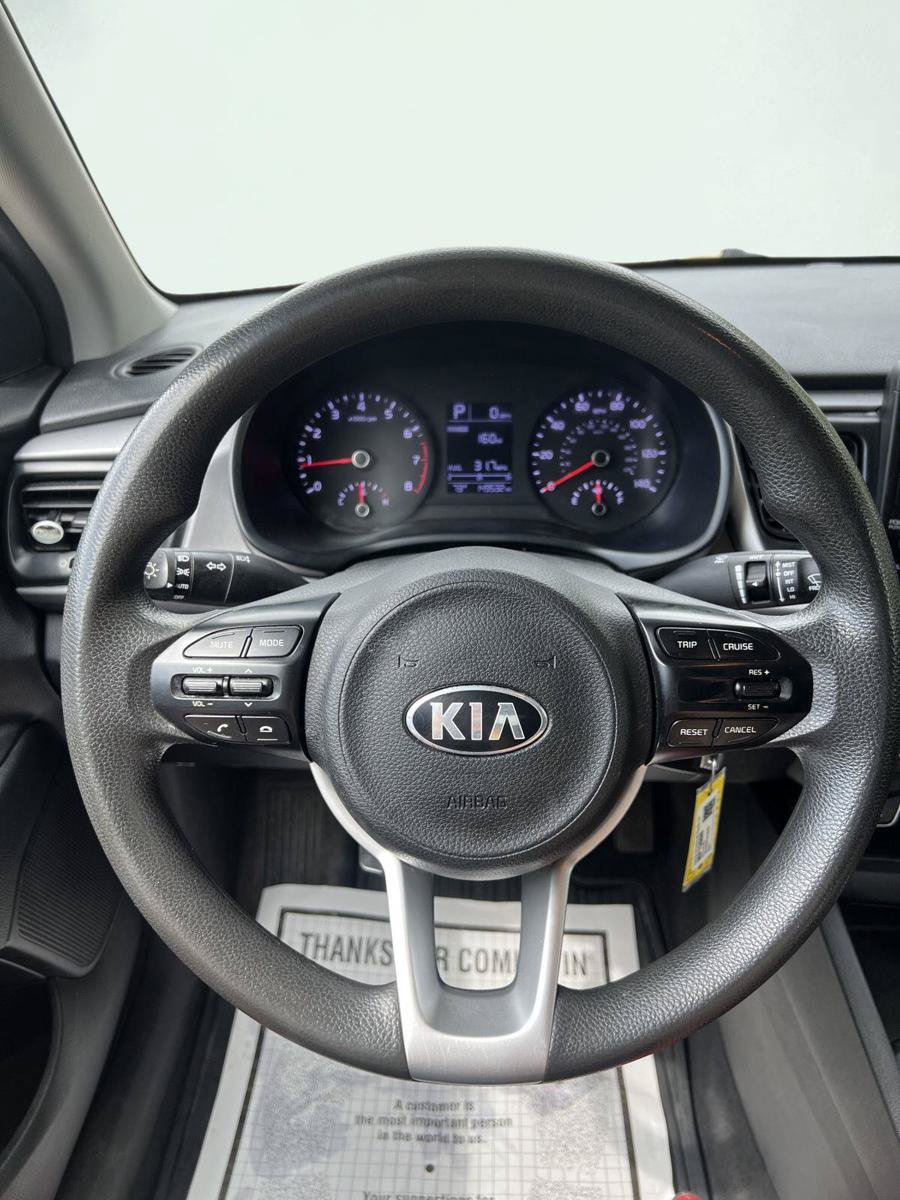 Used 2018 Kia Rio S FWD image 4