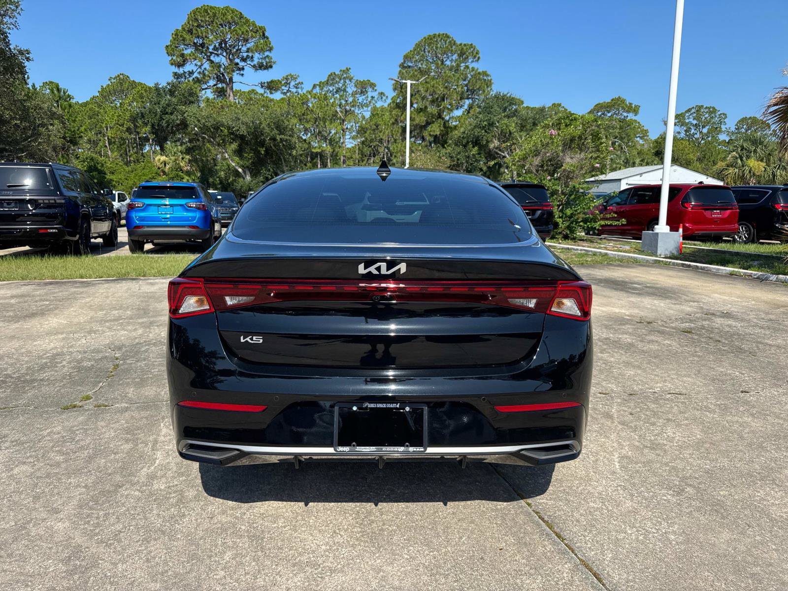 Used 2024 Kia K5 EX w/ EX Premium Package FWD image 4