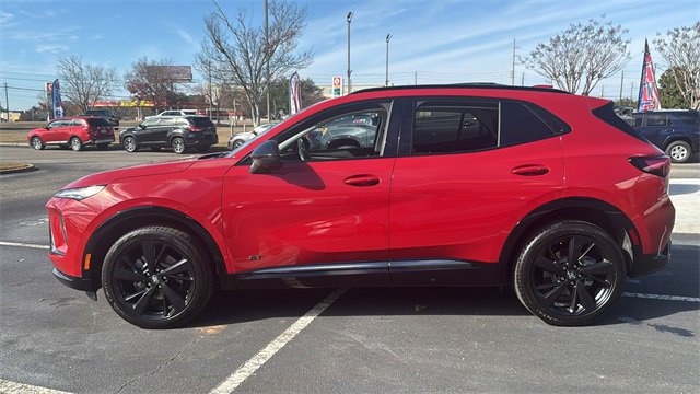 Certified 2025 Buick Envision Sport Touring image 4