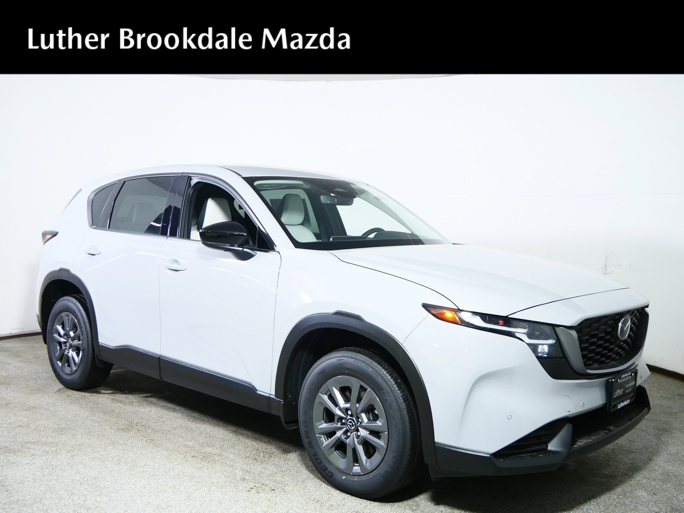 New 2026 MAZDA CX-5 Select AWD/4WD image 1