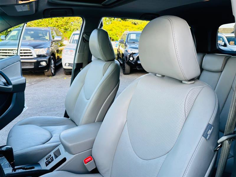 Used 2012 Toyota RAV4 Limited image 31