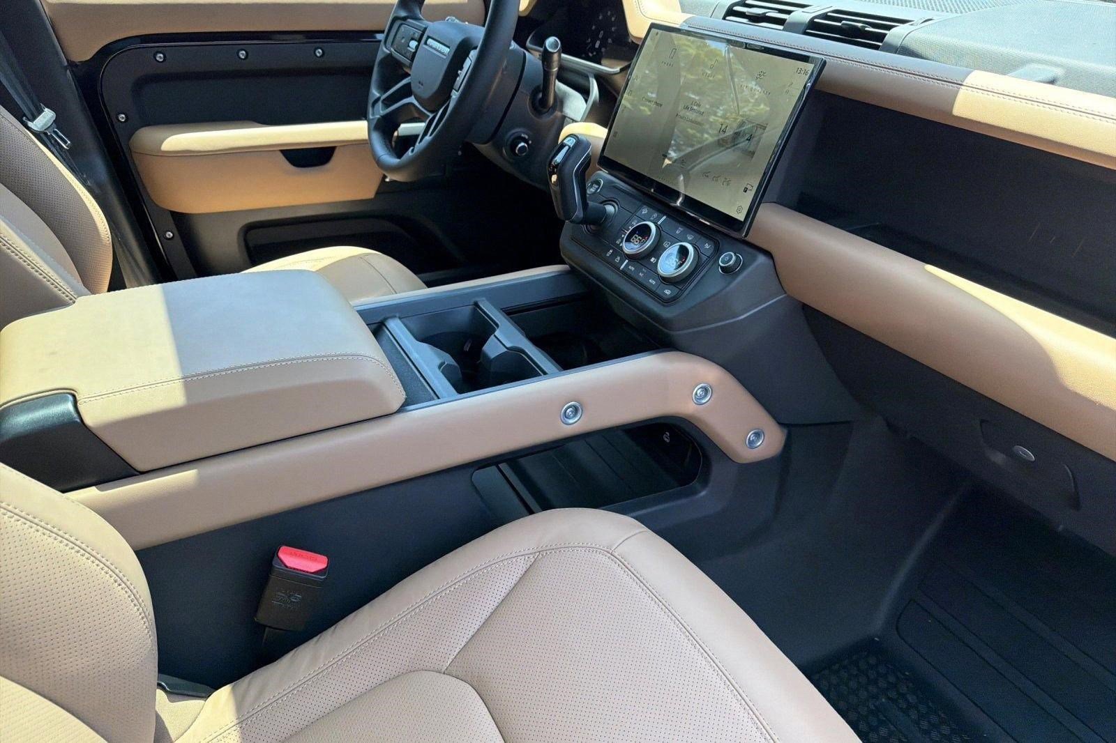 New 2026 Land Rover Defender 110 S AWD/4WD image 27
