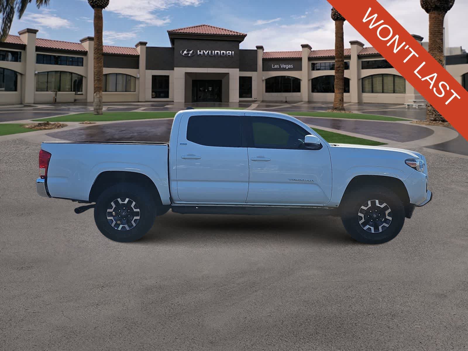 Used 2019 Toyota Tacoma SR5 RWD image 9