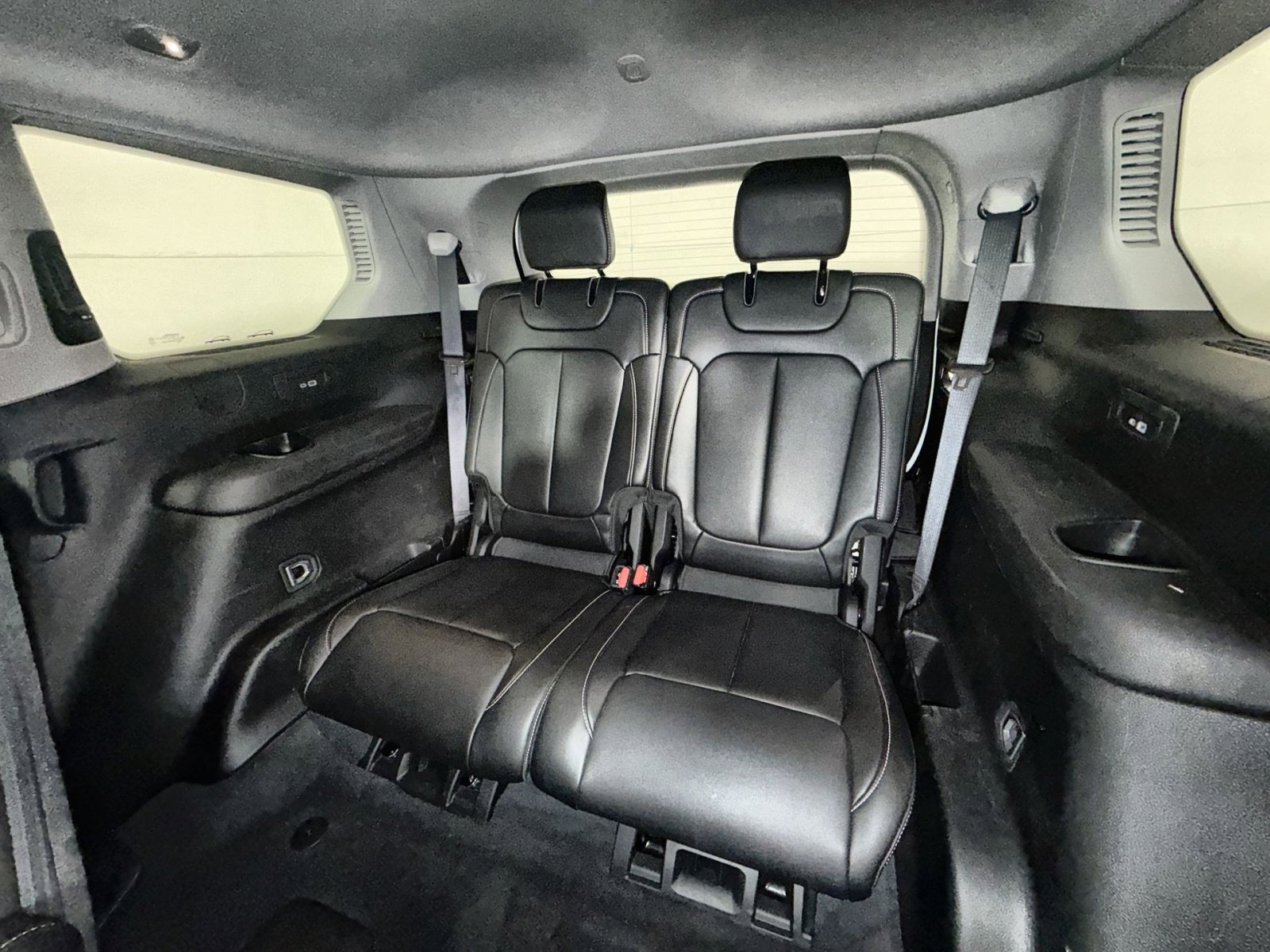 Used 2023 Jeep Grand Cherokee L Limited image 26