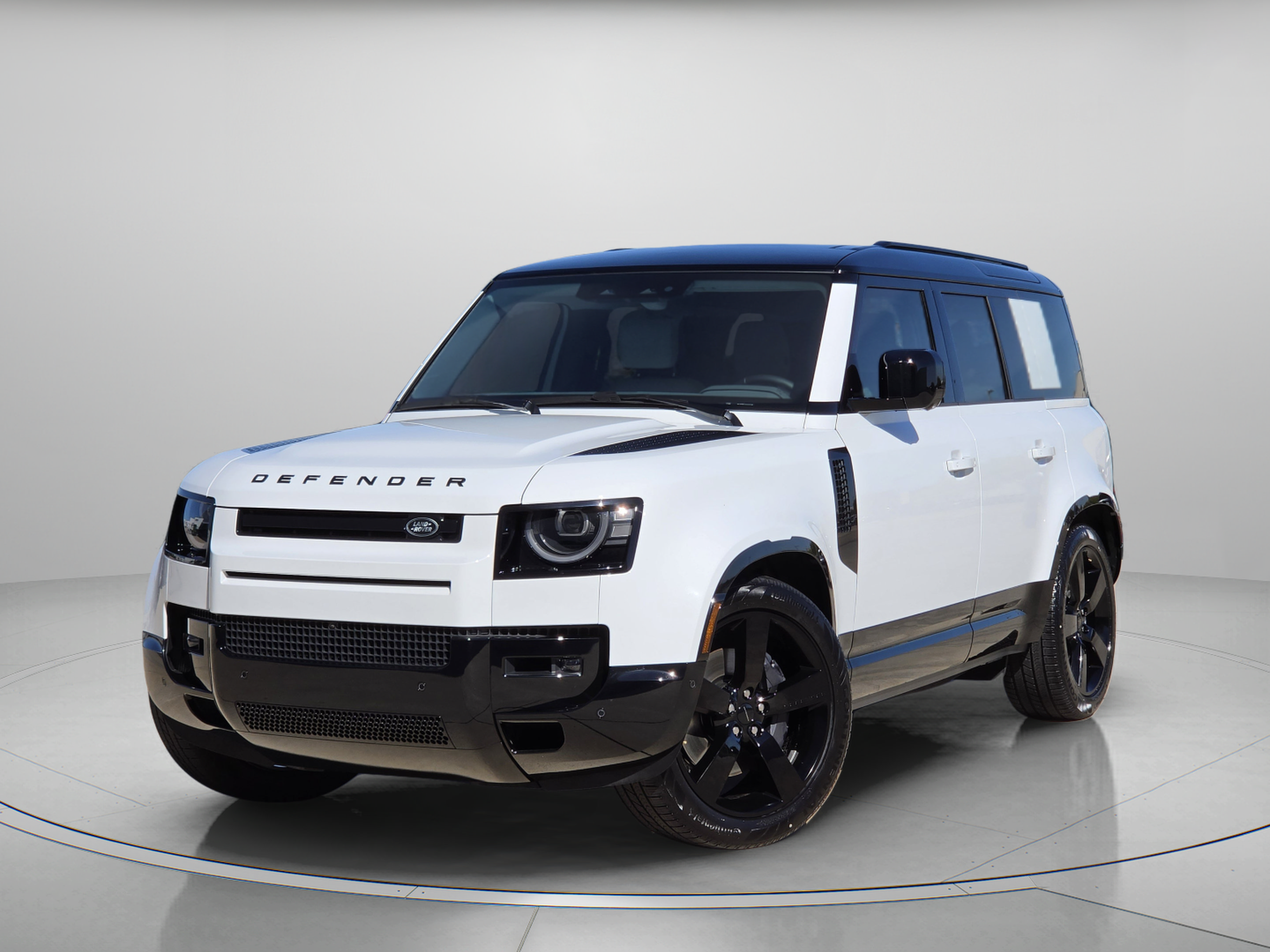New 2026 Land Rover Defender 110 X-Dynamic SE AWD/4WD image 1