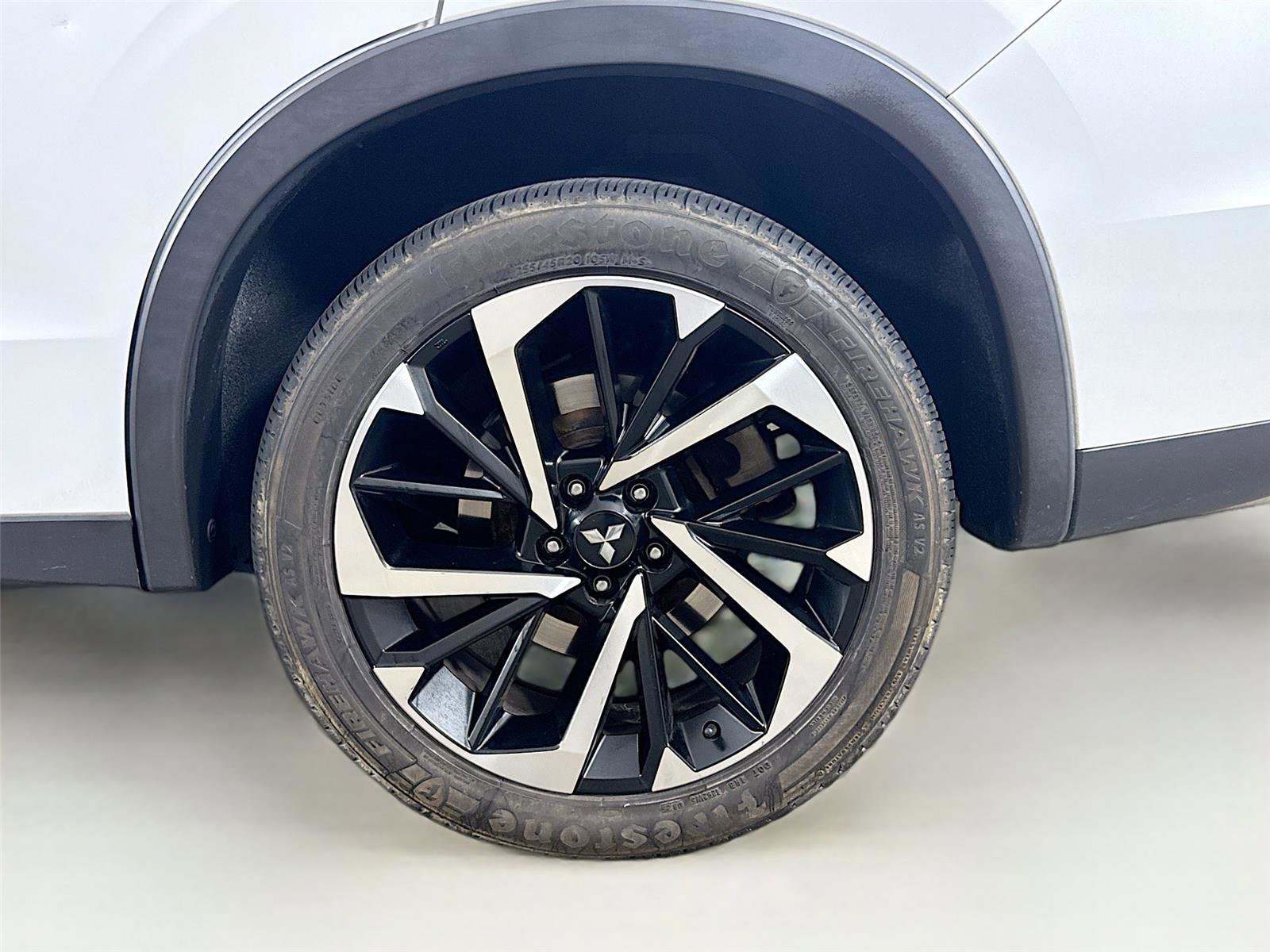 Used 2023 Mitsubishi Outlander SE FWD image 28