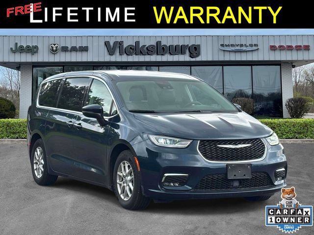 Used 2023 Chrysler Pacifica Touring-L