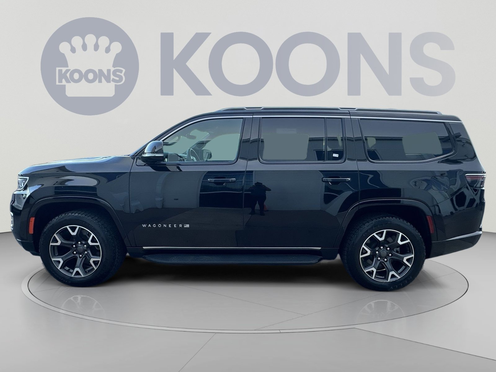 Used 2024 Jeep Wagoneer Series III AWD/4WD image 7
