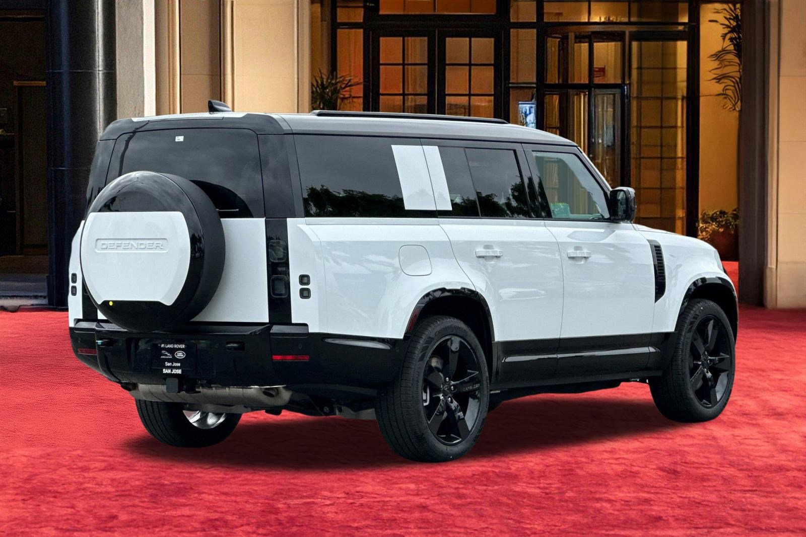 New 2026 Land Rover Defender 130 X-Dynamic SE image 9