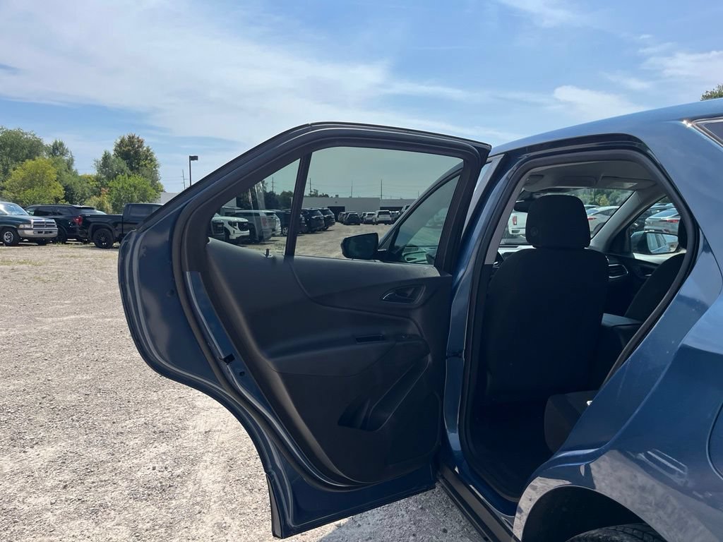 Used 2024 Chevrolet Equinox LT AWD/4WD image 30