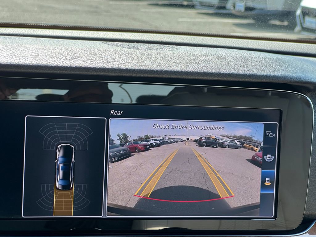 Used 2017 Mercedes-Benz E 300 4MATIC image 17