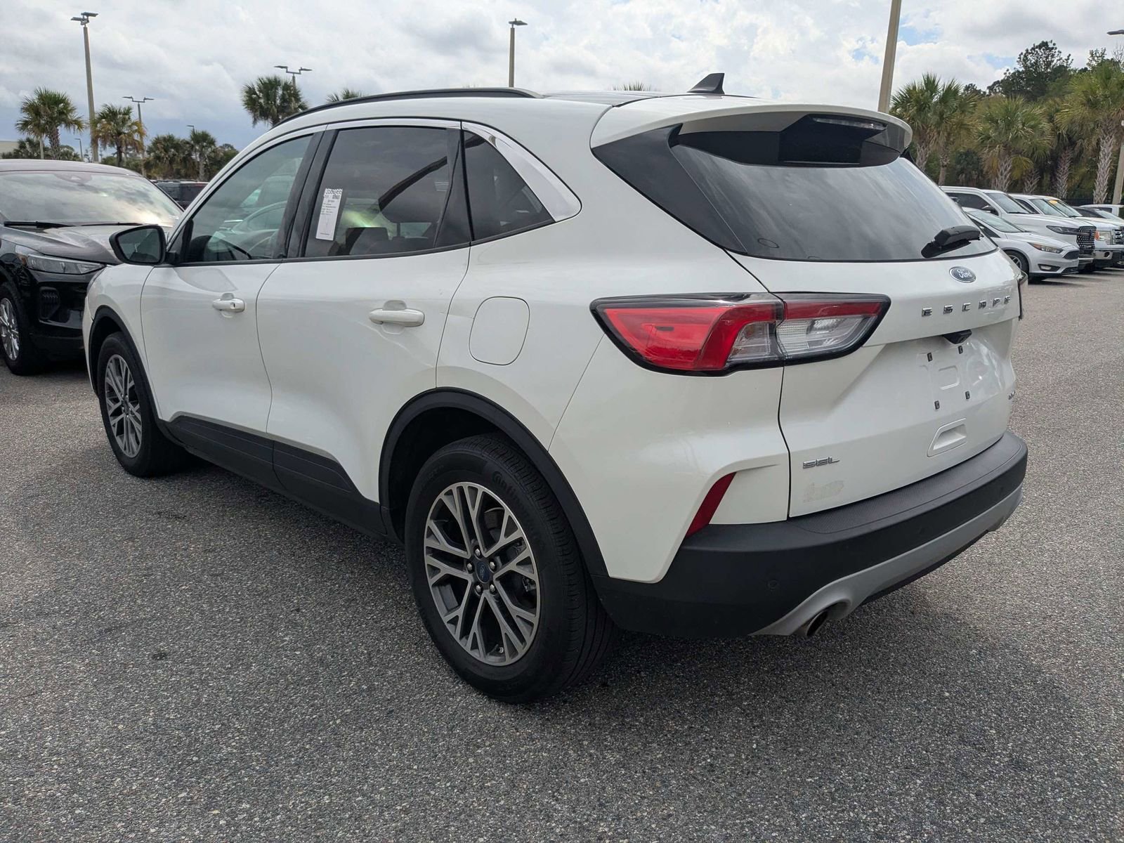 Used 2022 Ford Escape SEL image 6