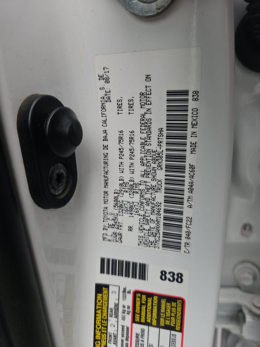 Used 2017 Toyota Tacoma SR5 image 20